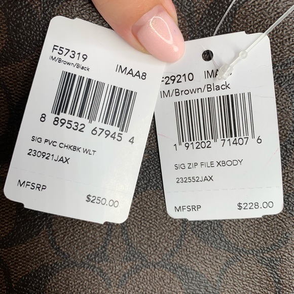 COACH Signature Zip File Crossbody / Wallet Set - Picture 8 of 8